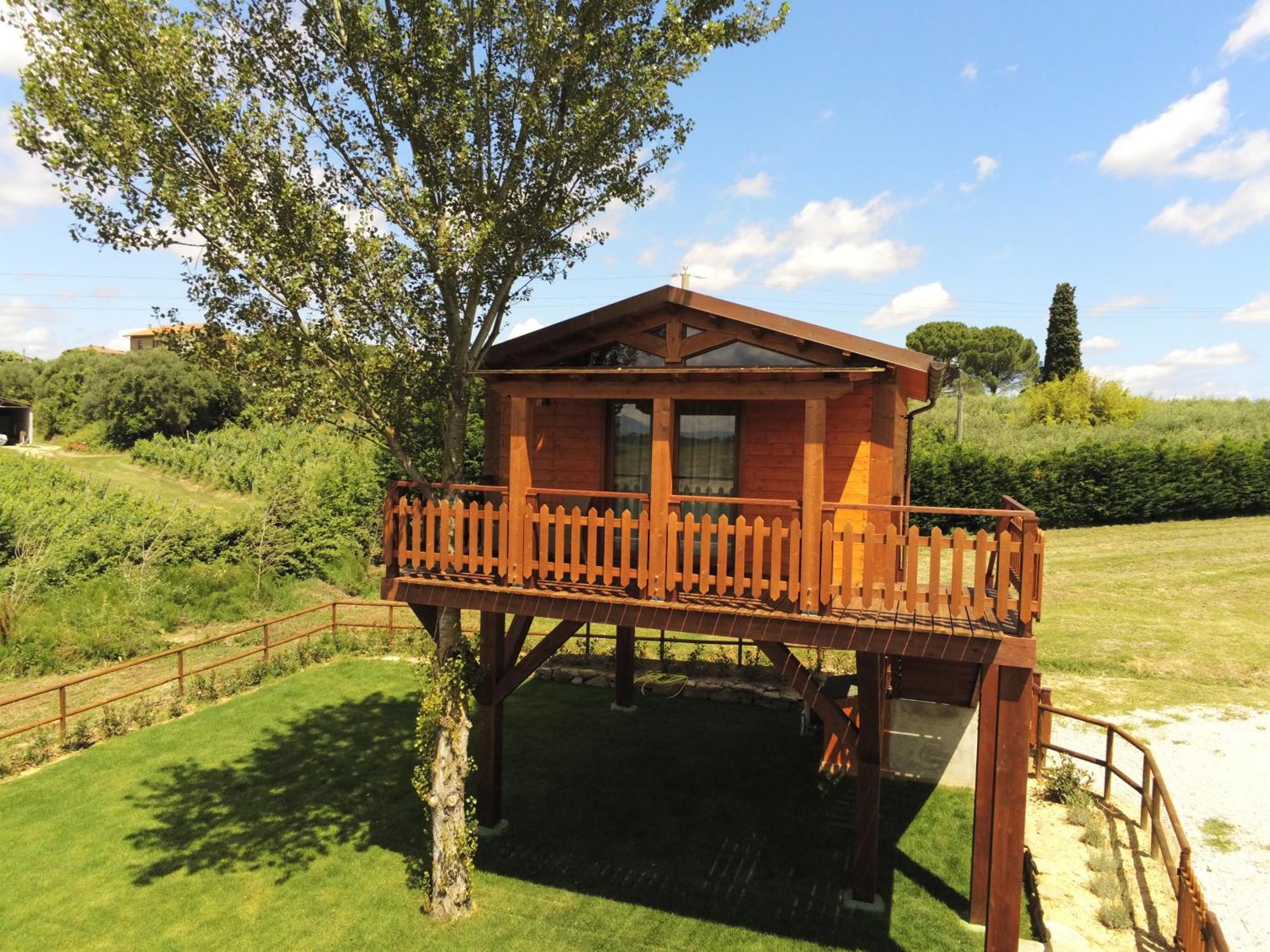 Agriturismo Le Torri Di Porsenna Petrignano Del Lago エクステリア 写真