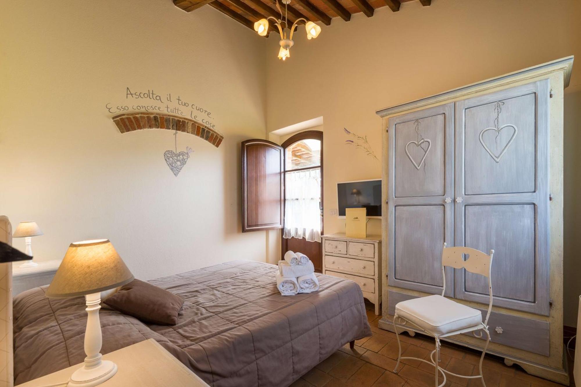 Agriturismo Le Torri Di Porsenna Petrignano Del Lago エクステリア 写真