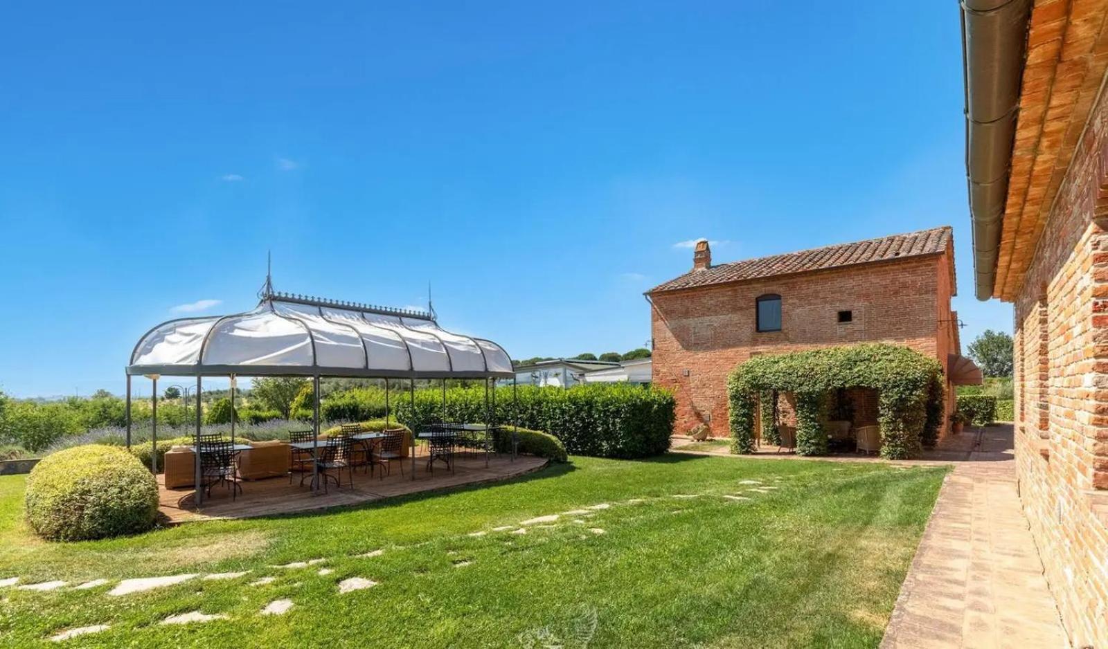Agriturismo Le Torri Di Porsenna Petrignano Del Lago エクステリア 写真